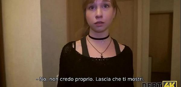  Debt4k. Hottie Alice Klay paga per smartphone e laptop con vagina liscia